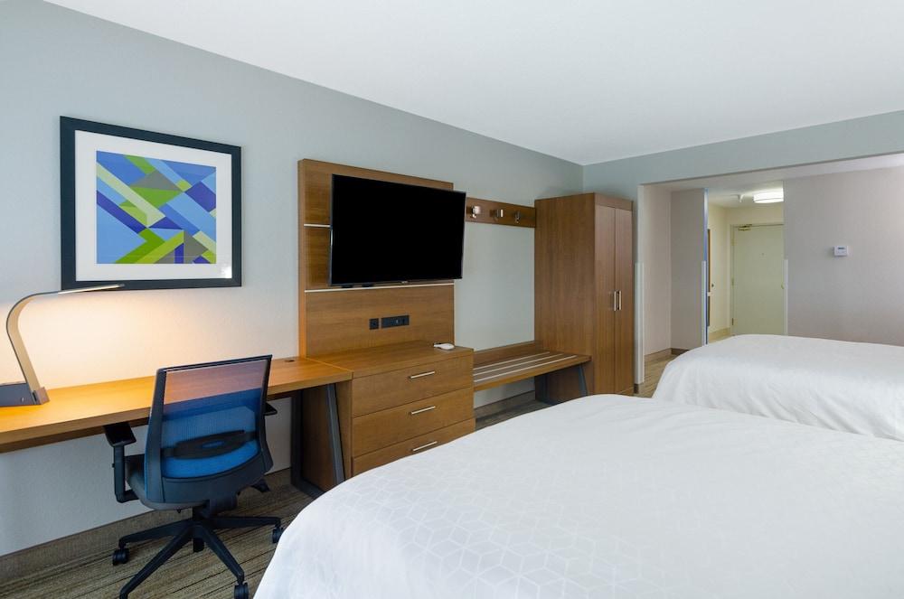 Holiday Inn Express Hotel & Suites Weston by IHG photo 22