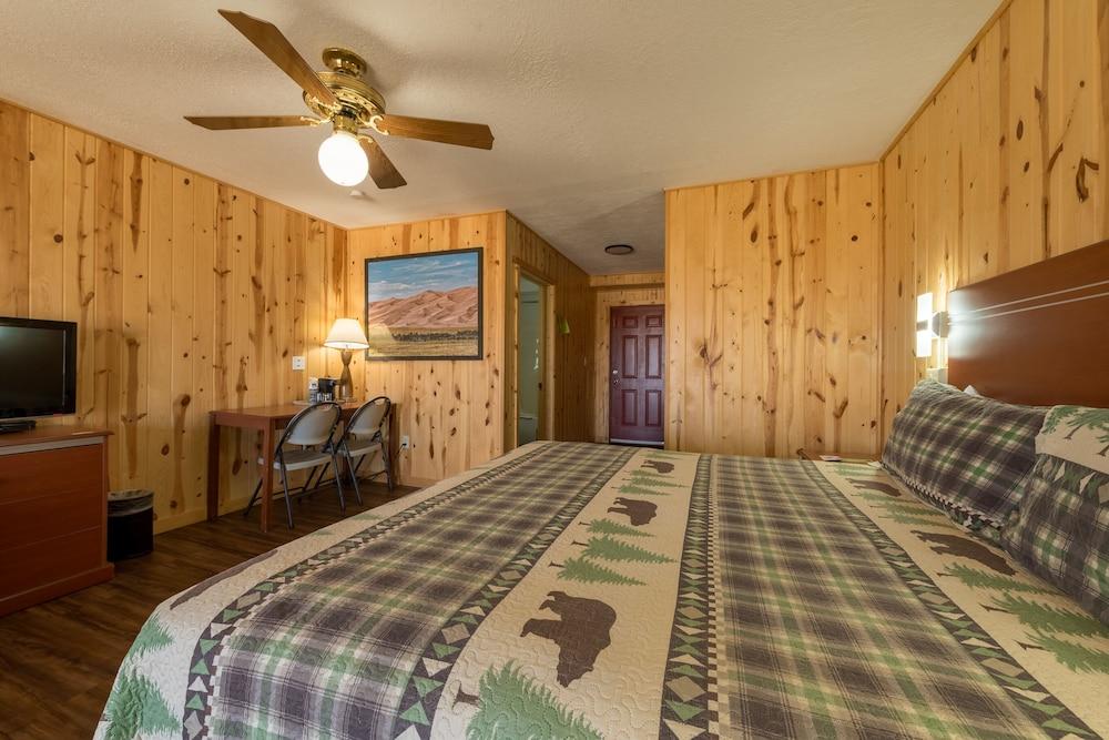 Great Sand Dunes Lodge photo 17