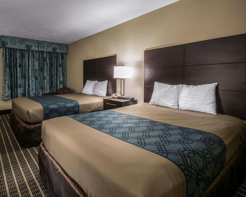 Econo Lodge Defuniak Springs I-10 photo 16