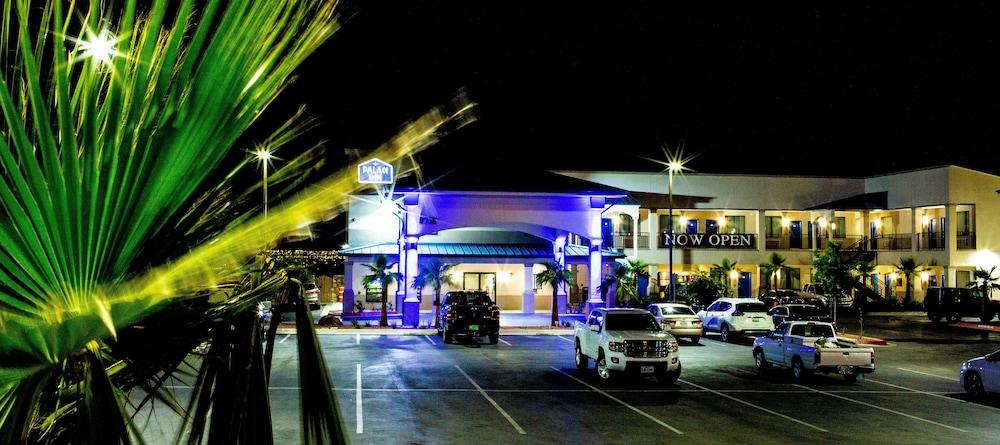 Palace Inn photo 29