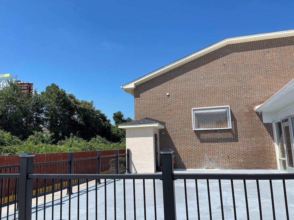 Wingate by Wyndham Columbia/Fort Jackson photo 12