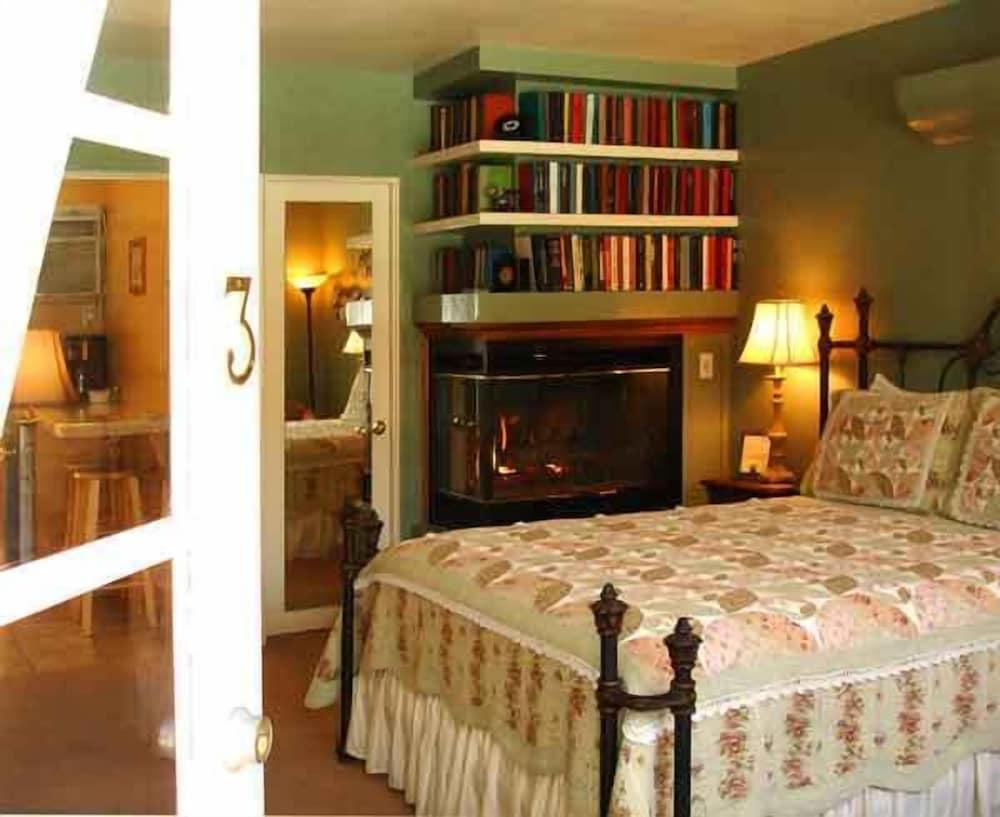 Coyote Inn photo 5