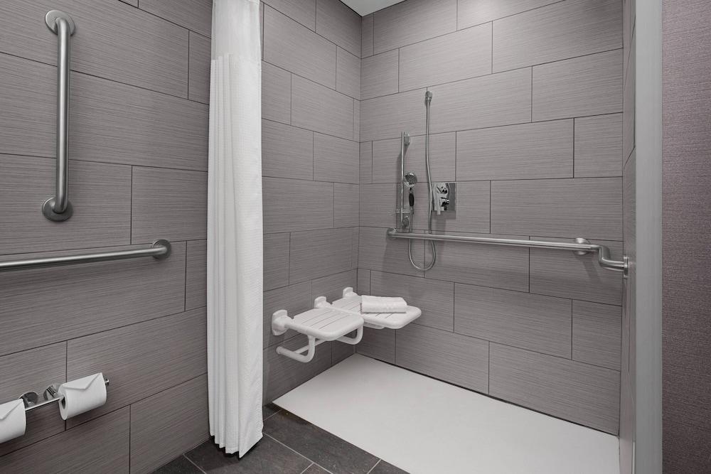 Courtyard by Marriott Houston I-10 West/Memorial photo 24
