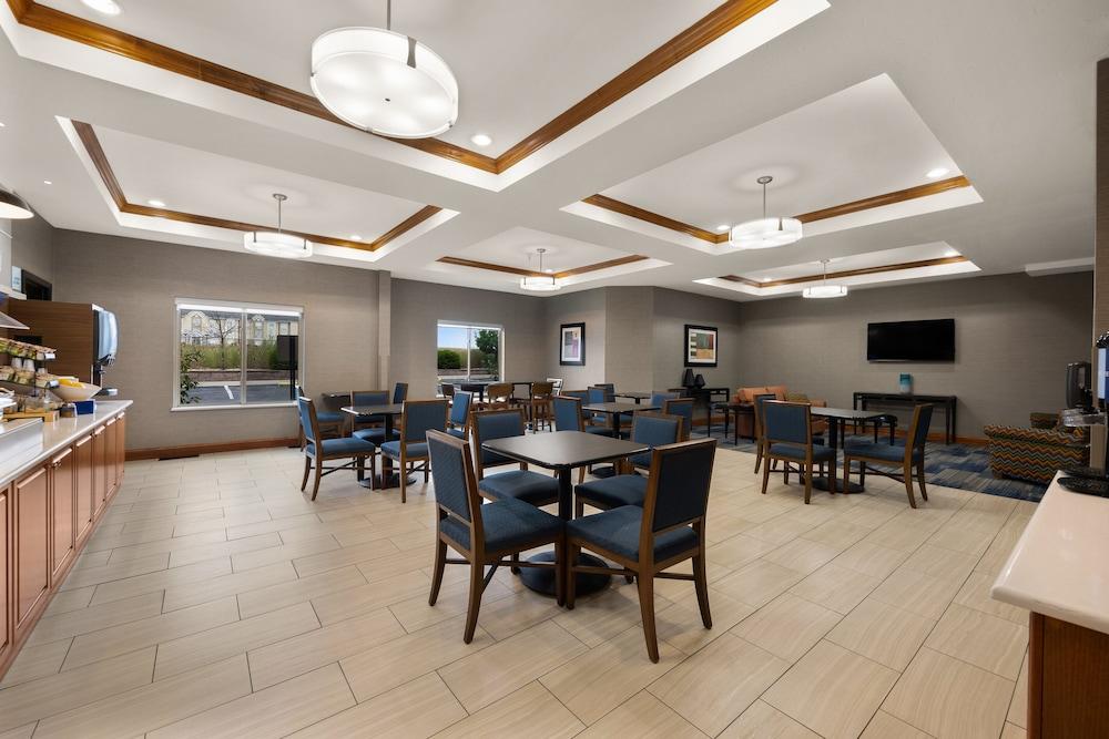 Holiday Inn Express Hotel & Suites Limon I-70 by IHG photo 33