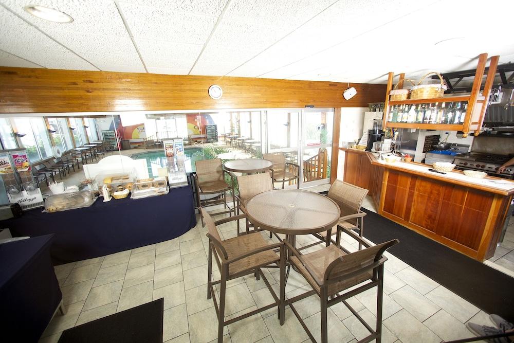 Anchorage Inn and Resort photo 81
