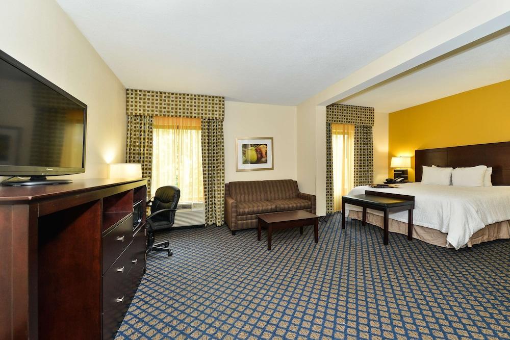 Hampton Inn by Hilton Petersburg Fort Lee photo 22