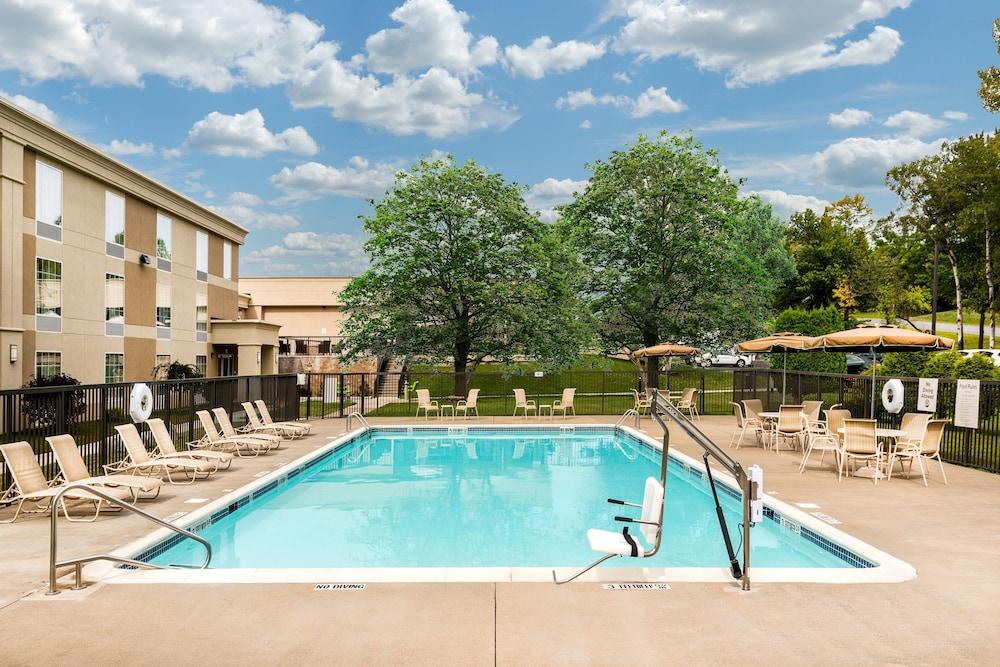 Holiday Inn Johnstown-Gloversville by IHG photo 15