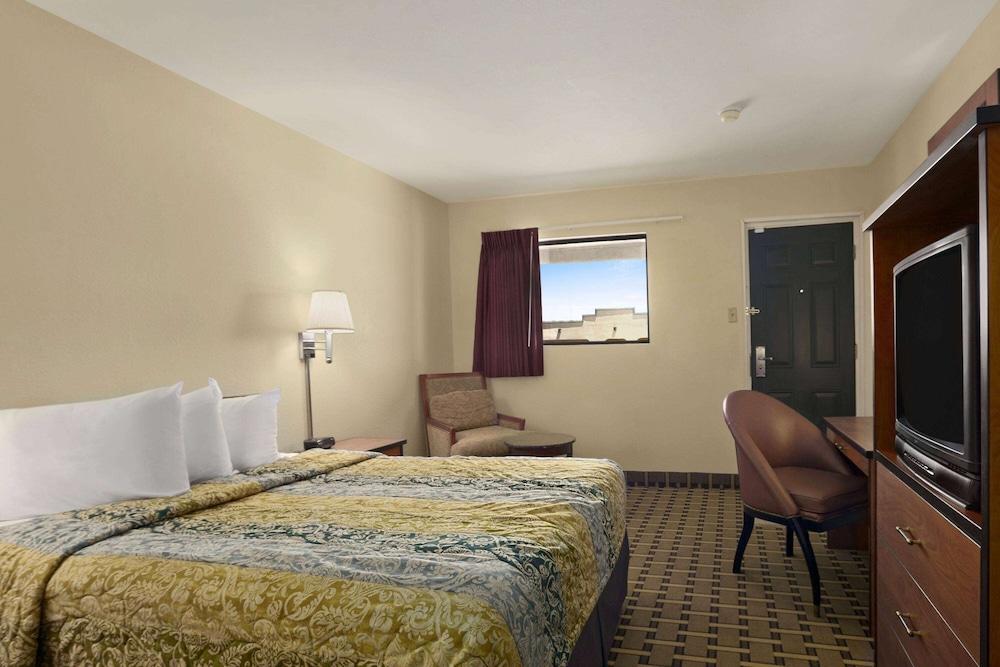 Travelodge by Wyndham Clovis photo 27