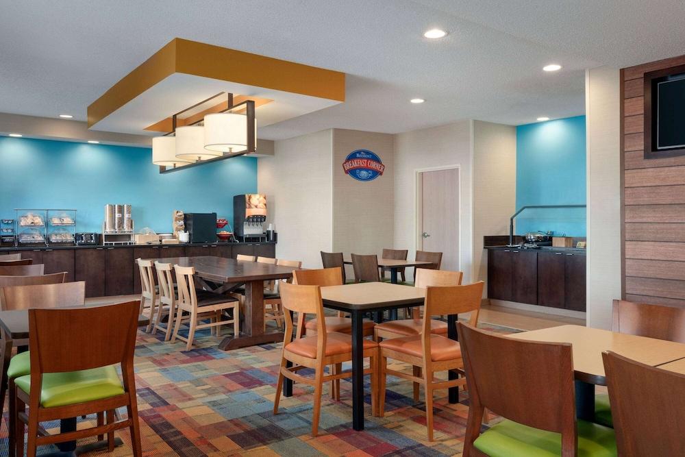 Baymont by Wyndham Tulsa photo 25