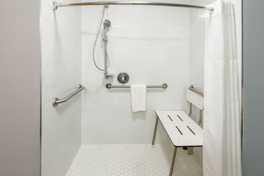 Hampton Inn Belle Vernon photo 3