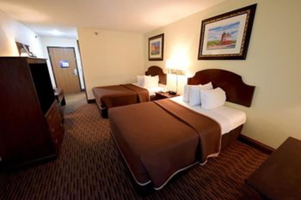 Fairview Beachfront Inn photo 6