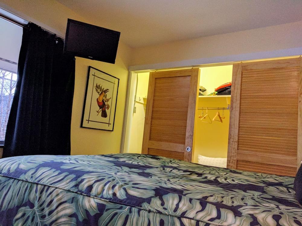 Ann Arbor B&B Inn photo 41