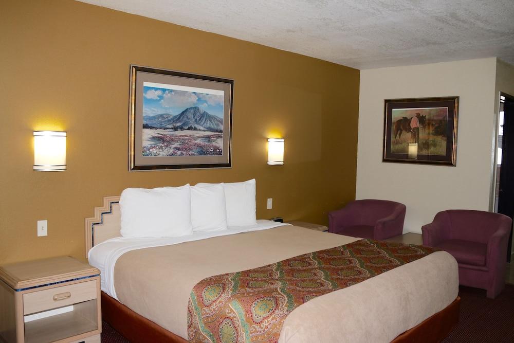 Budget Inn Barstow photo 8