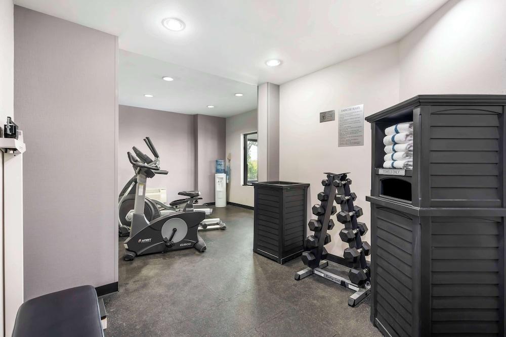 Best Western Suites photo 27