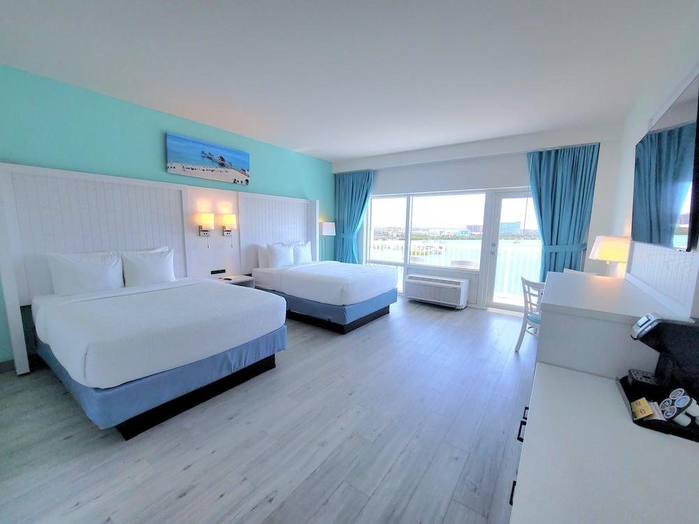ChartHouse Clearwater Beach Marina Hotel photo 12