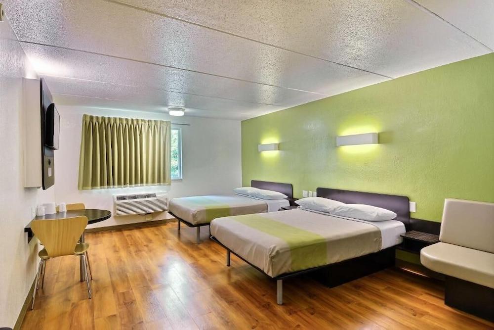 Motel 6 Danvers, MA - Boston North photo 20