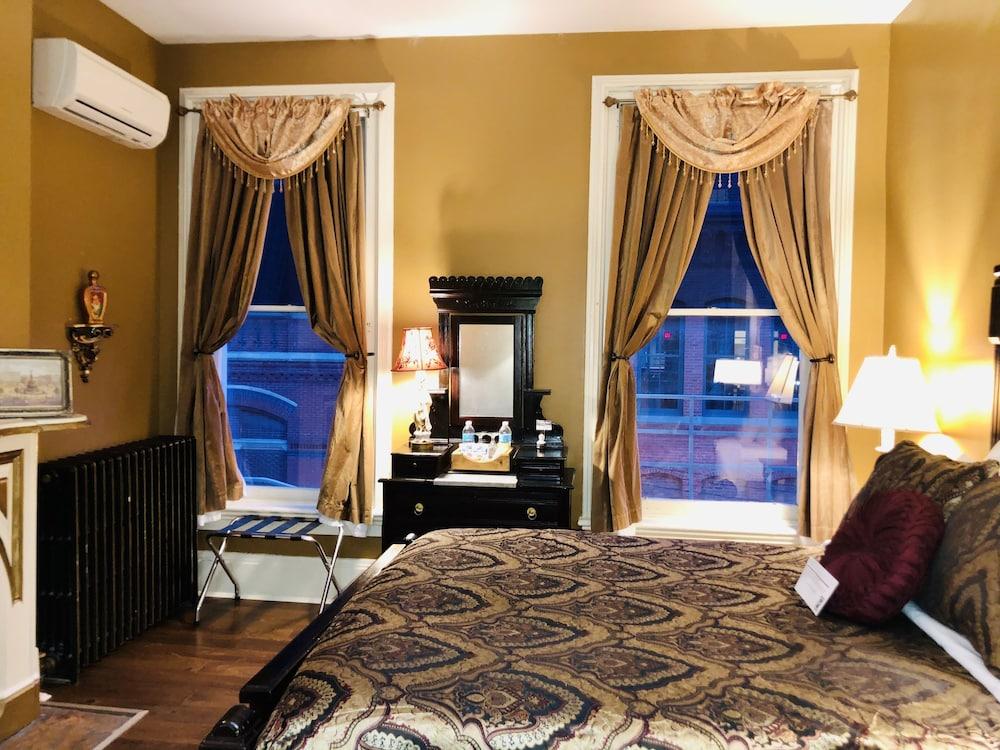 Symphony Hotel & Restaurant photo 11