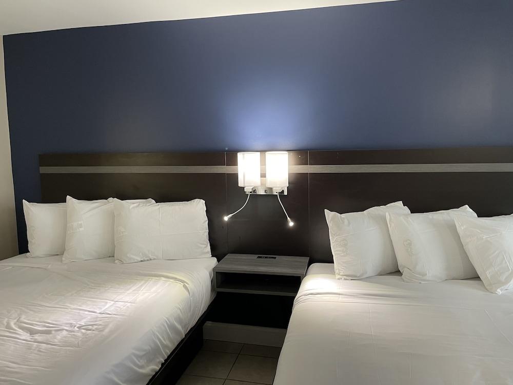 Seaside Sands Inn photo 68