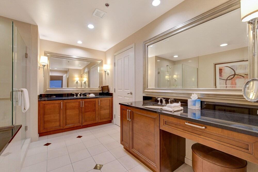 Incredible Suite at Signature Resort photo 19