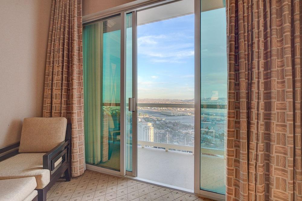 Incredible Suite at Signature Resort photo 36