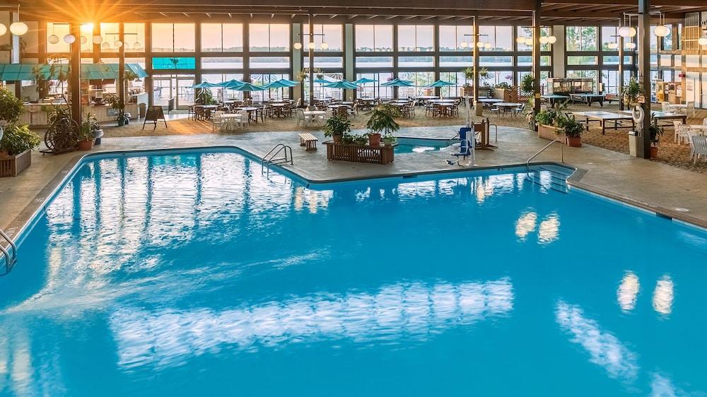 Cragun's Resort & Hotel photo 13