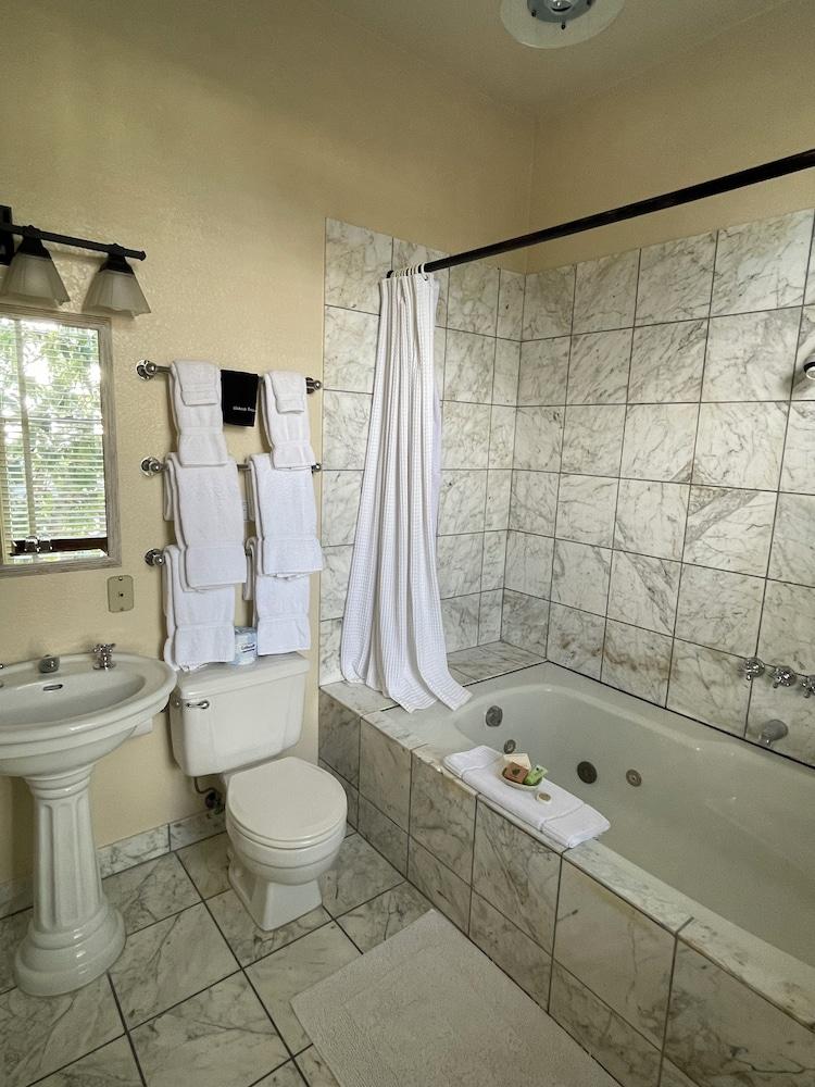 Carter House Inns photo 41
