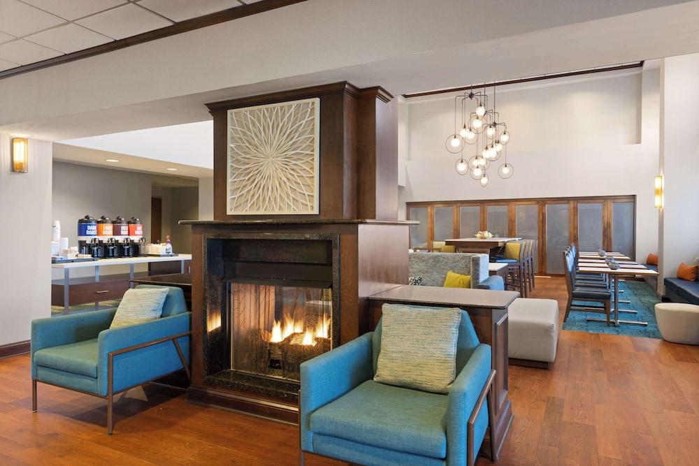 Hampton Inn & Suites Savannah-Airport photo 3
