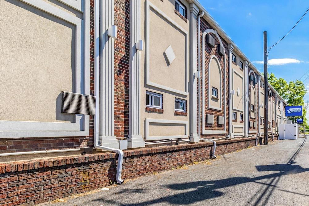 Americas Best Value Inn Avenel Woodbridge photo 31