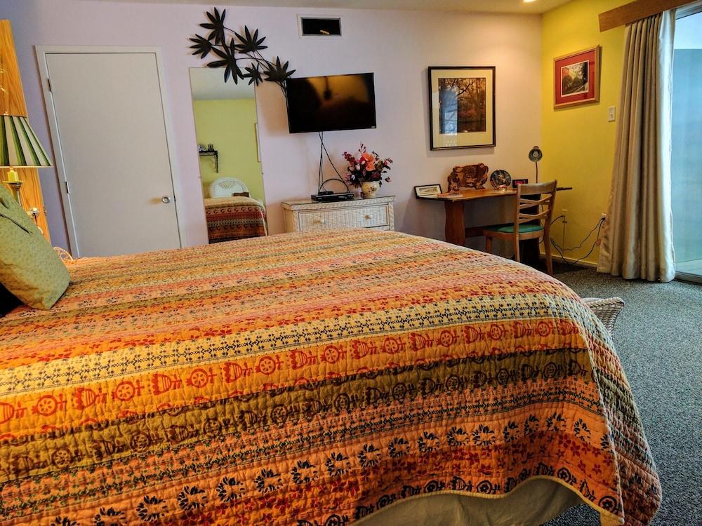 Ann Arbor B&B Inn photo 13