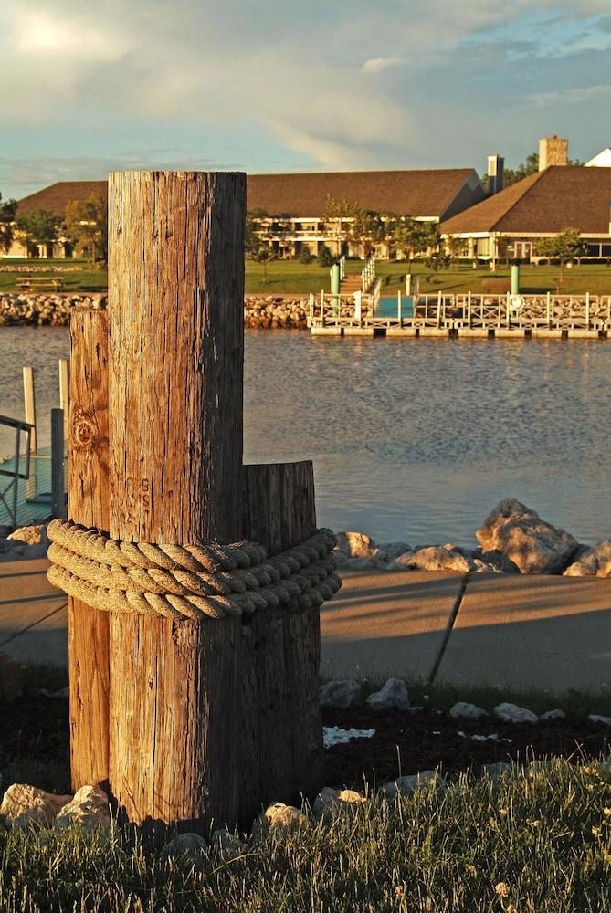 Maumee Bay Lodge and Conference Center photo 46