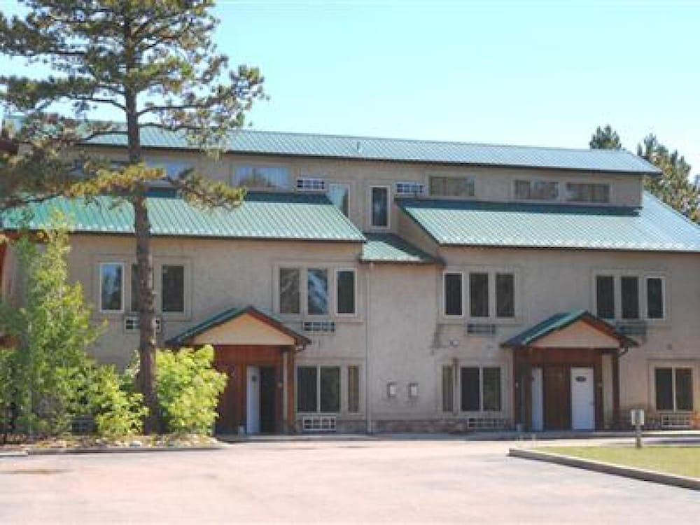 Eagle Fire Lodge & Cabins photo 46