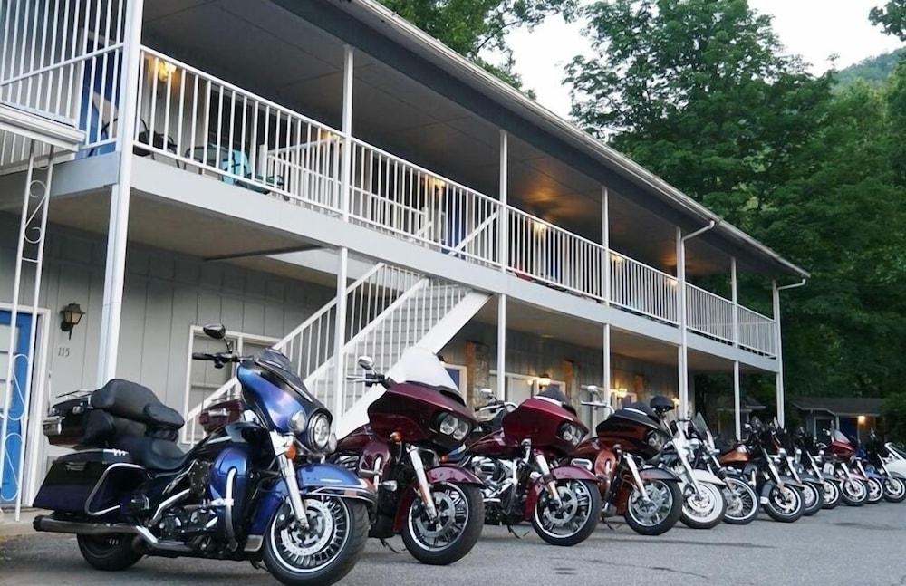 Meadowlark Motel with Restaurant & Bar photo 42
