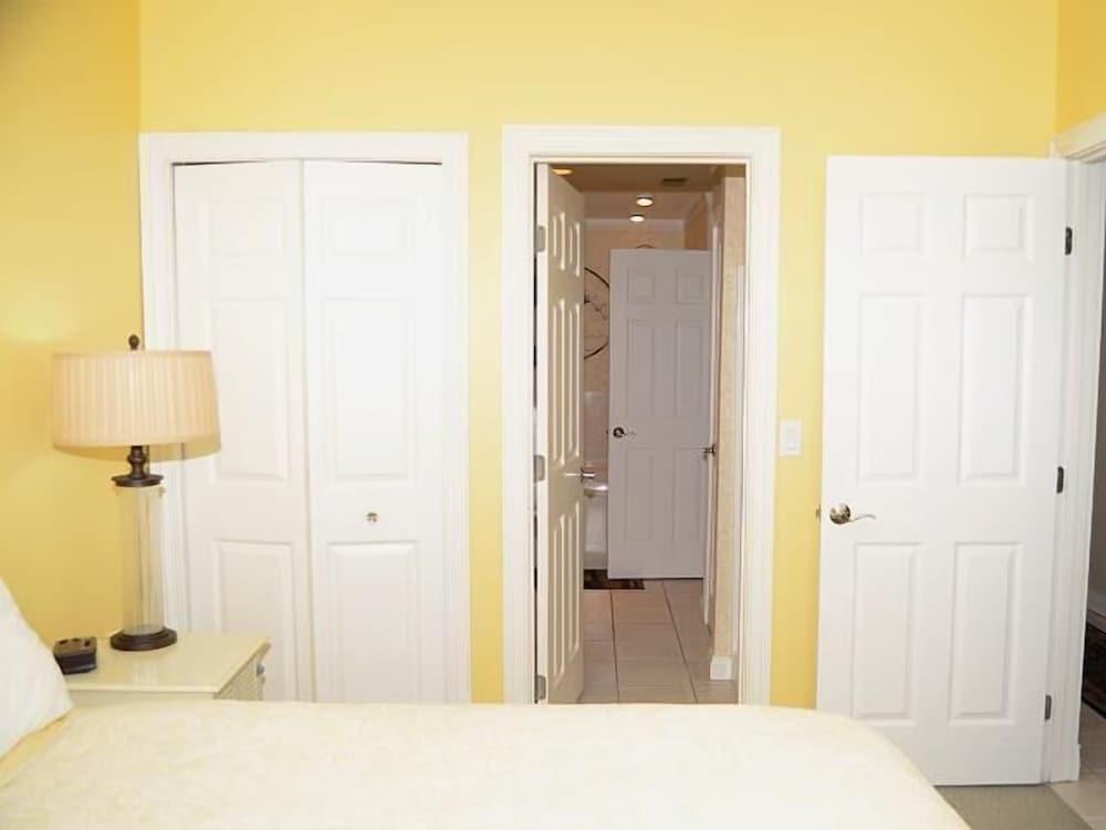 Beach Condominium Hotel photo 24