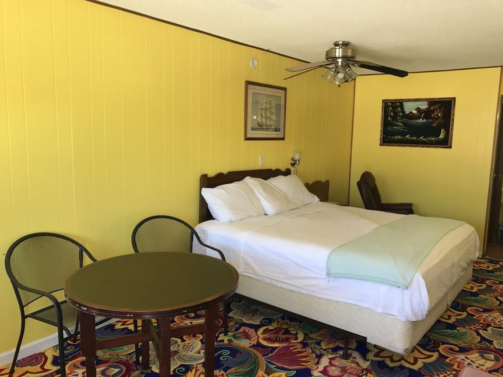 Heritage Inn Mahomet photo 21