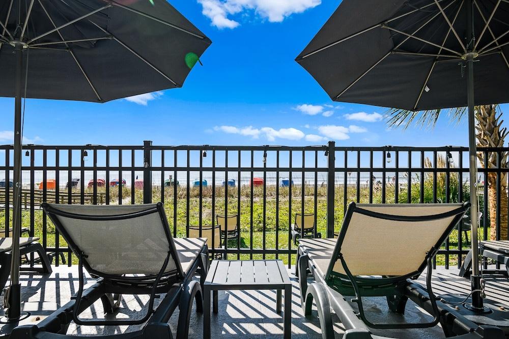 The Beverley Beach House photo 43