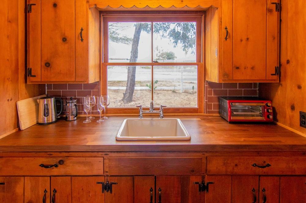 Joshua Tree Ranch House photo 39