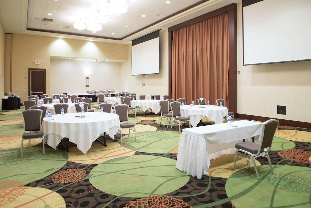 Embassy Suites by Hilton Fayetteville Fort Bragg photo 37