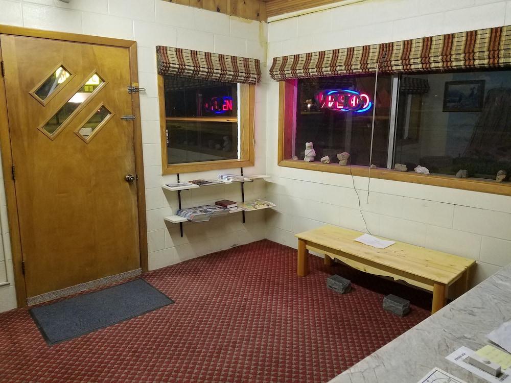 Moorcourt Motel photo 23