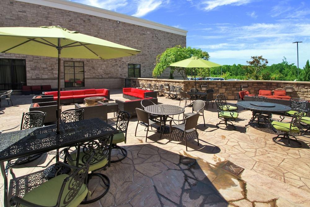 Embassy Suites by Hilton Fayetteville Fort Bragg photo 46