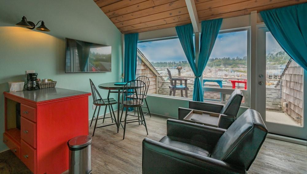Embarcadero Resort Hotel & Marina photo 46