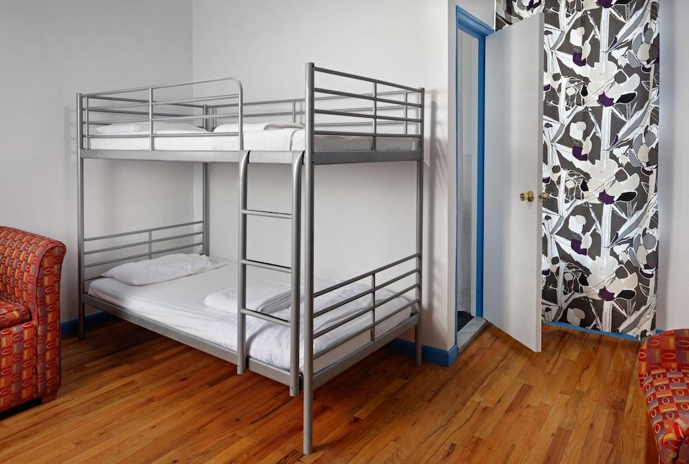 Central Park West Hostel photo 7