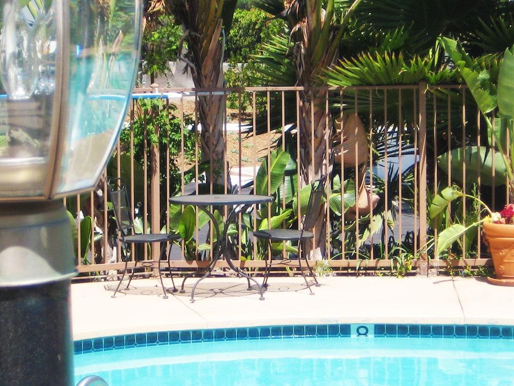 Hotel Iris - San Diego photo 21