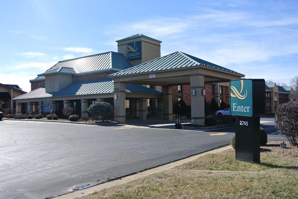 Quality Inn and Suites photo 31