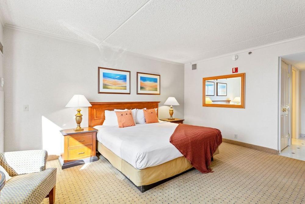 CozySuites at Showboat photo 52
