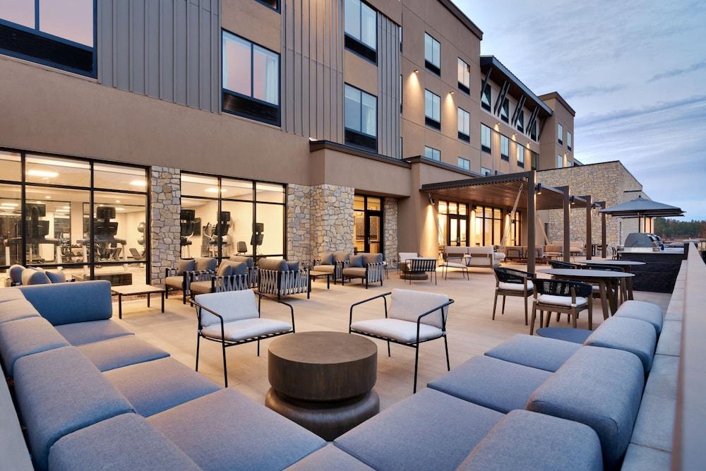 Fairfield Inn & Suites by Marriott Show Low photo 22
