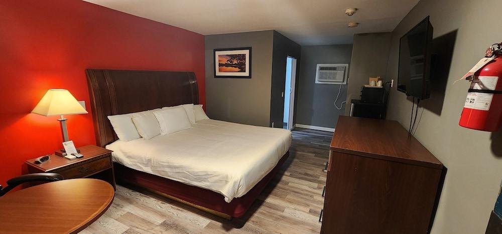 Nashoba Valley Inn & Suites photo 24