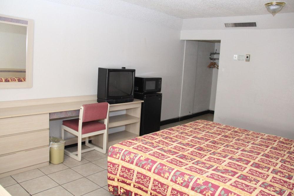 SuperLodge Motel photo 6