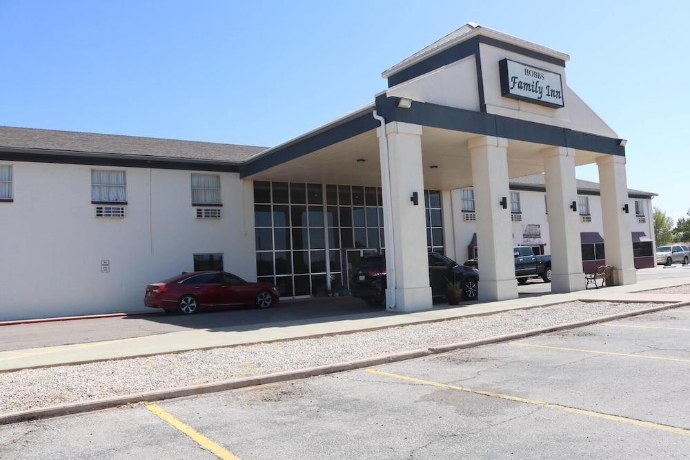 Hobbs Family Inn photo 1