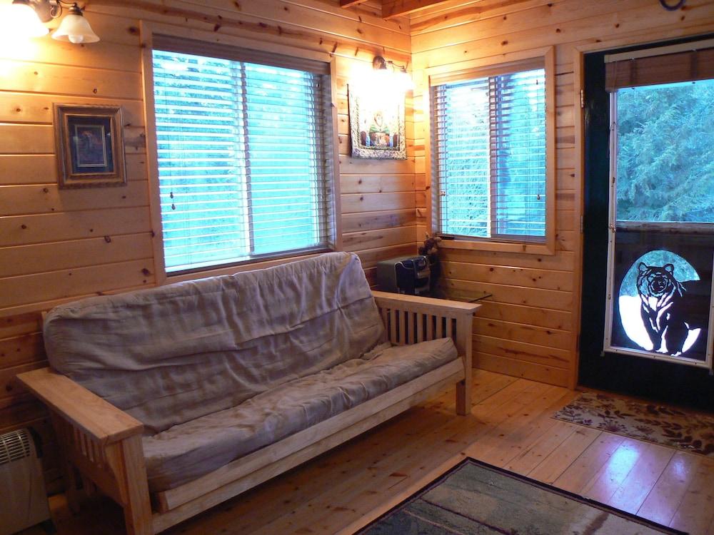 Smoky Bear Ranch Bed & Breakfast & Cabins photo 21
