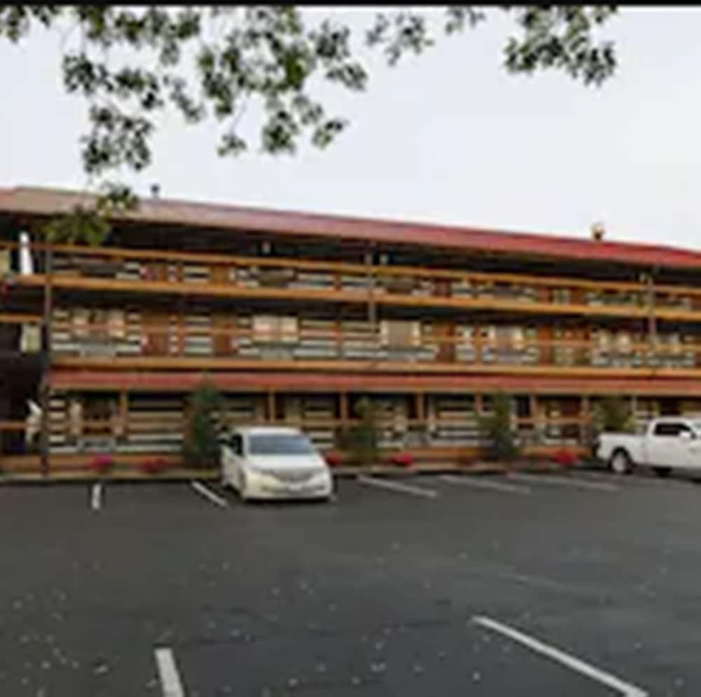 Timbers Lodge photo 36
